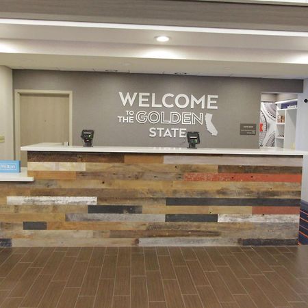 Hampton Inn & Suites Seal Beach Esterno foto