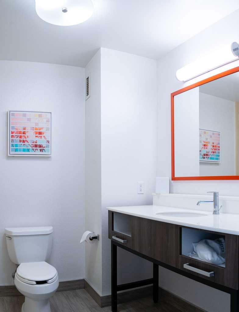 Hampton Inn & Suites Seal Beach Esterno foto