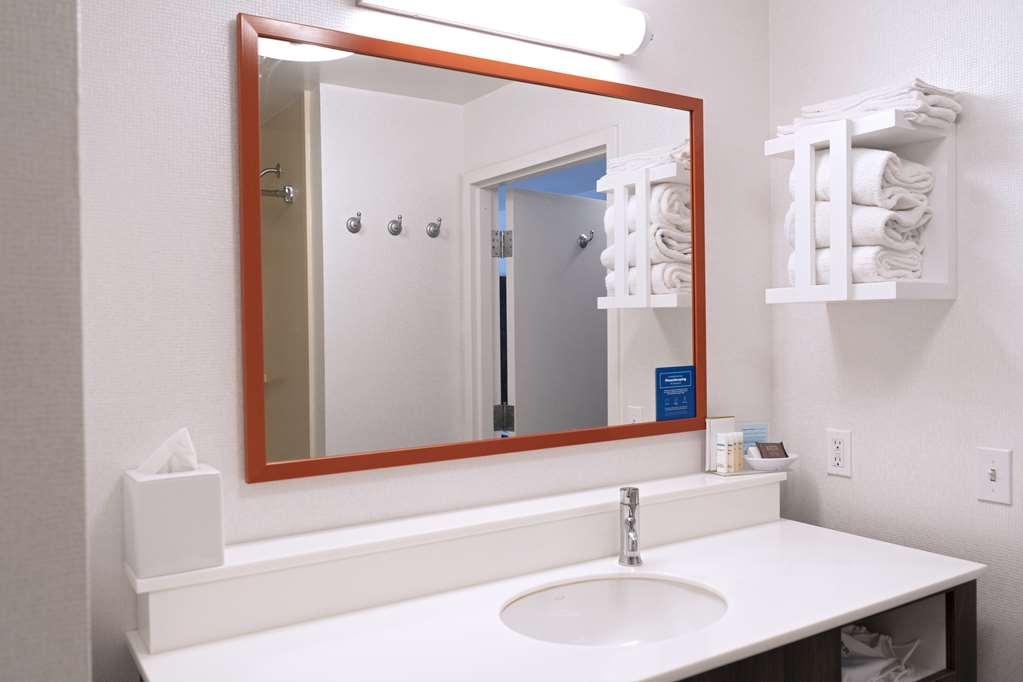 Hampton Inn & Suites Seal Beach Esterno foto