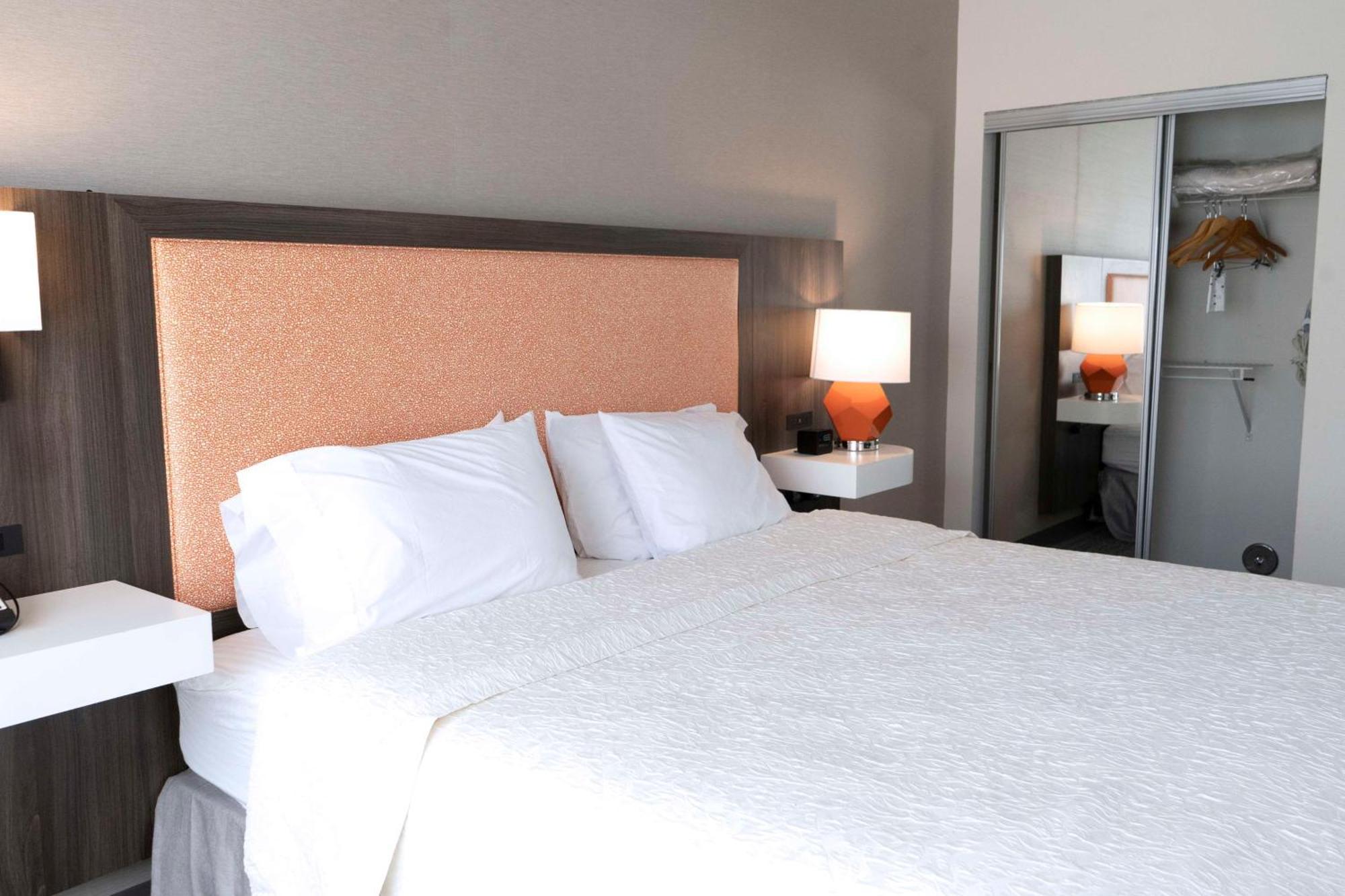 Hampton Inn & Suites Seal Beach Esterno foto