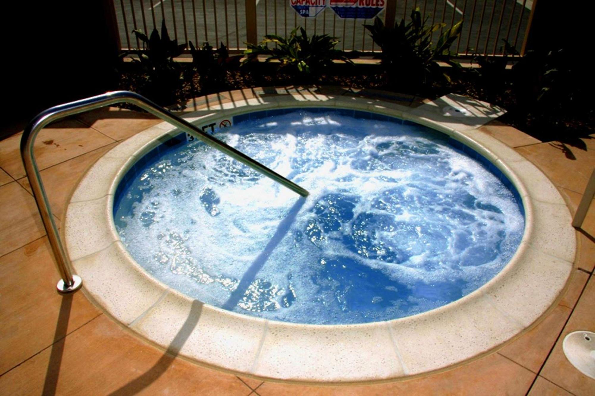 Hampton Inn & Suites Seal Beach Esterno foto