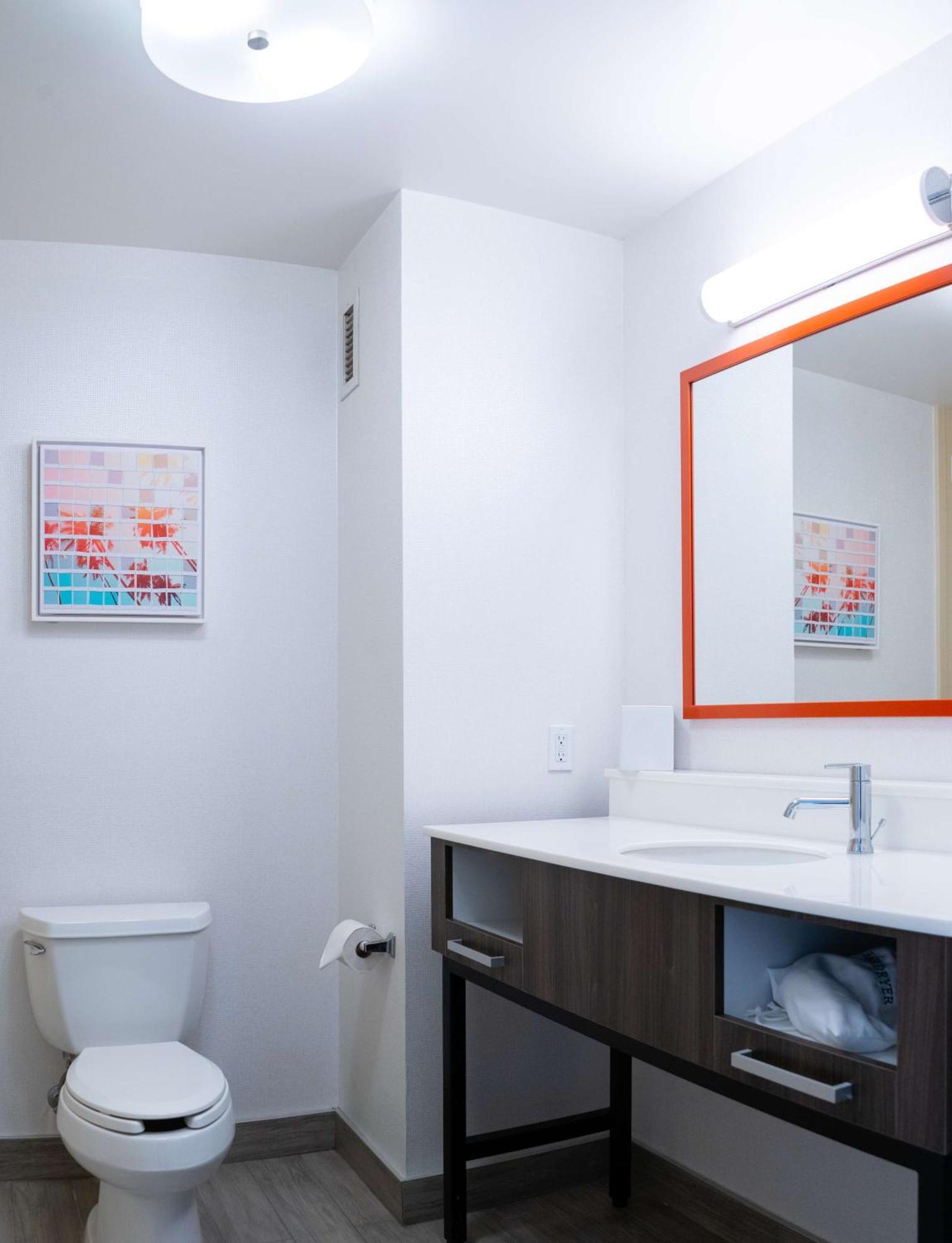 Hampton Inn & Suites Seal Beach Esterno foto