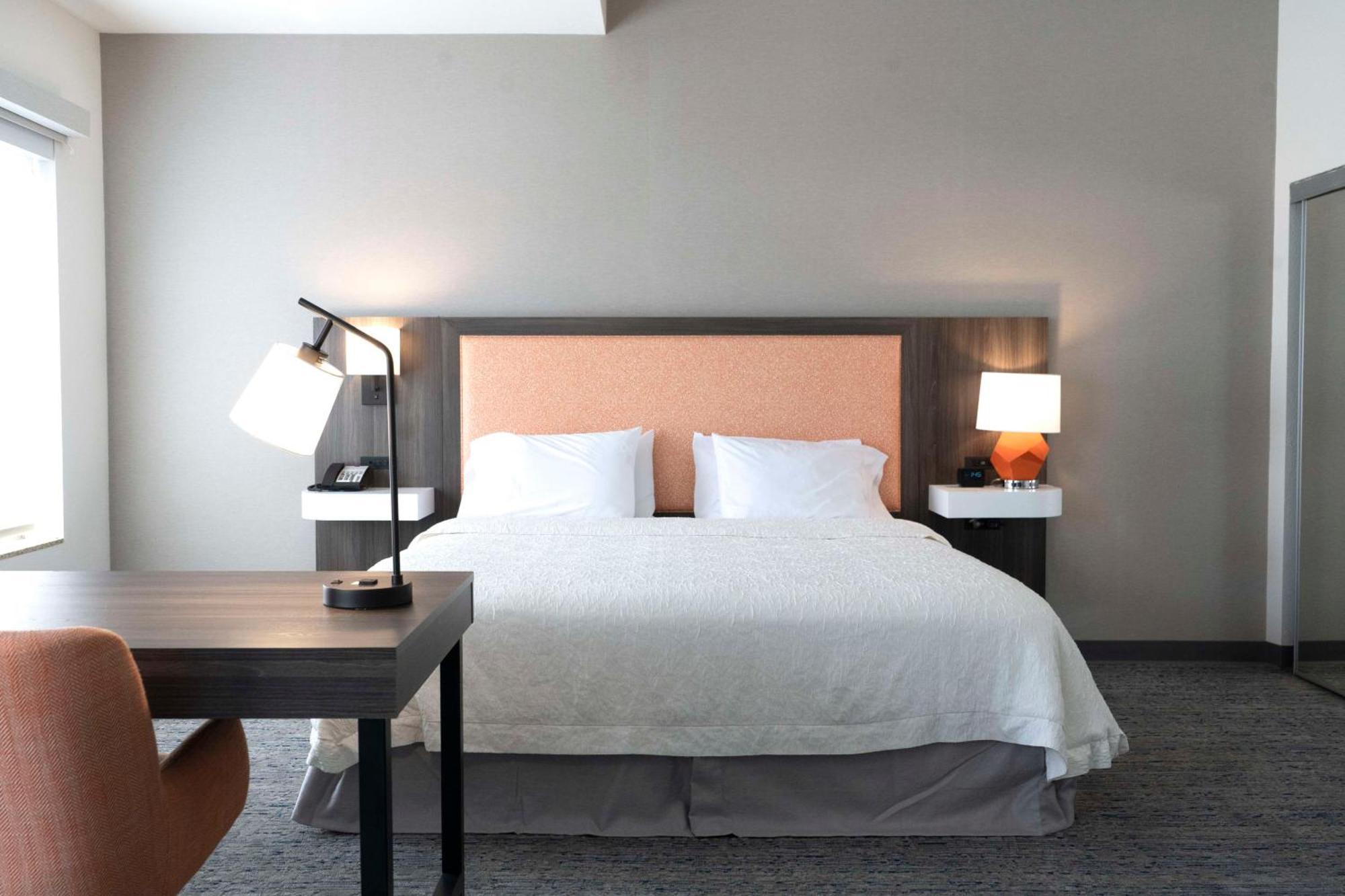 Hampton Inn & Suites Seal Beach Esterno foto