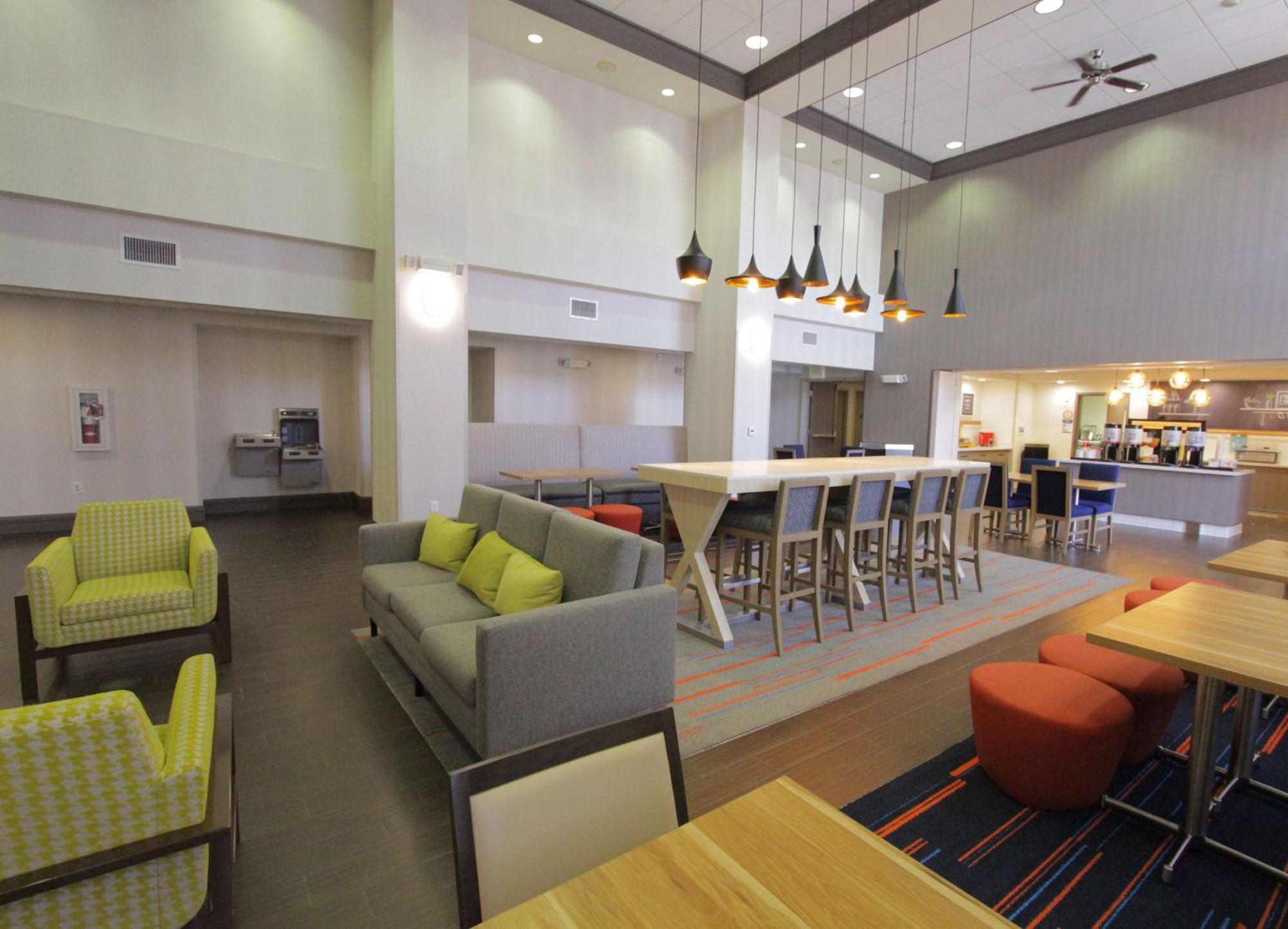 Hampton Inn & Suites Seal Beach Esterno foto