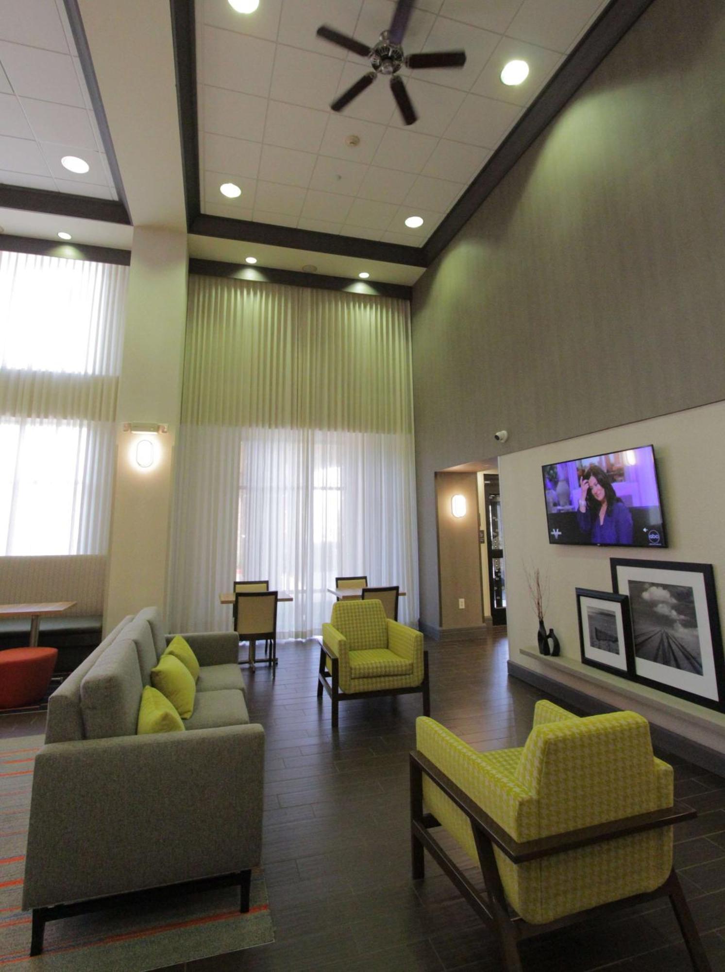 Hampton Inn & Suites Seal Beach Esterno foto
