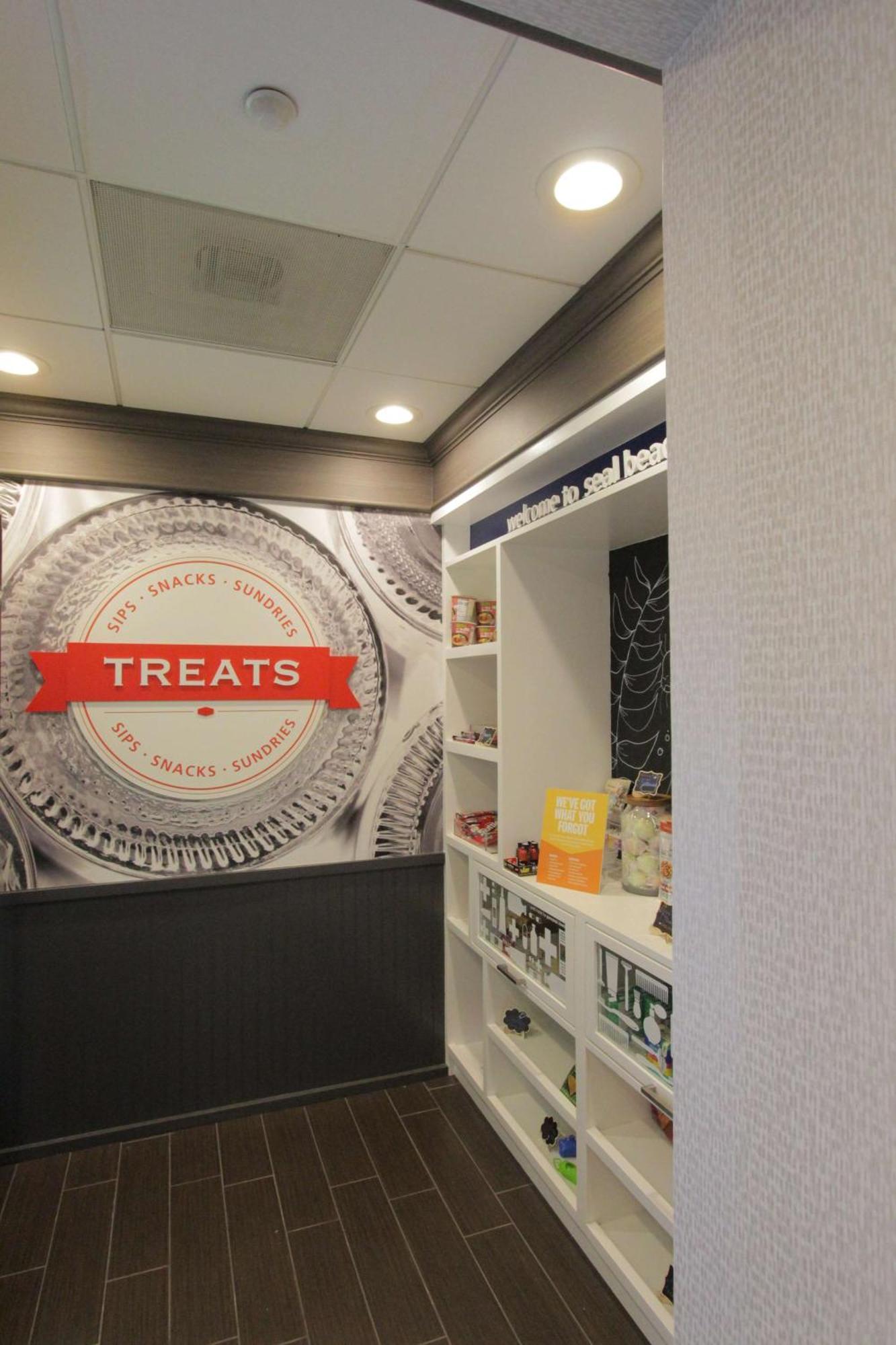 Hampton Inn & Suites Seal Beach Esterno foto